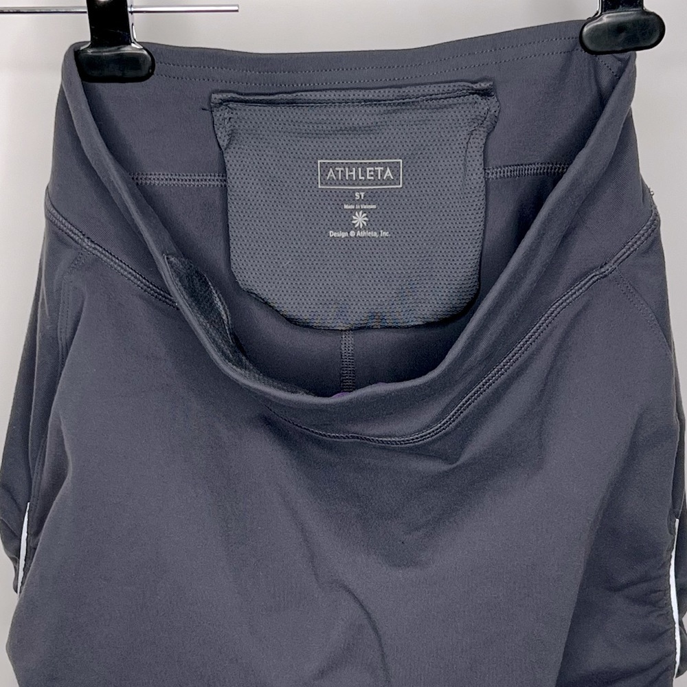 Athleta Women’s Contender 2 In 1 Capris/Skirt/Leggings - Picture 8 of 8